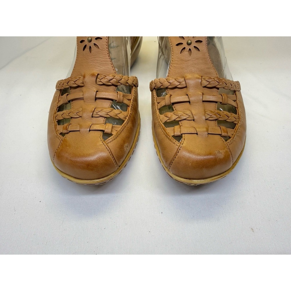 Easy Spirit Espedrine Sandals Tan T-Strap Low Heel Women's Size 7M - Picture 3 of 13